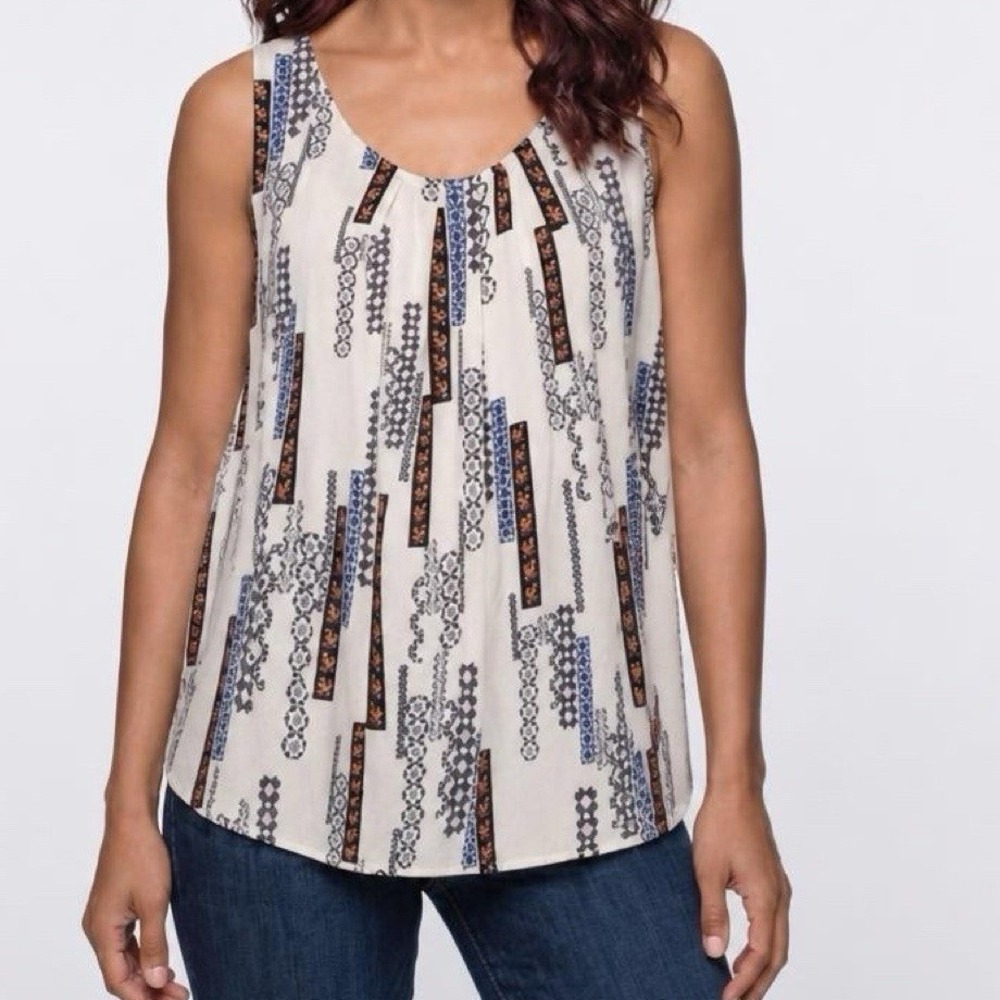 Rags to Wishes Sleeveless Tank Top Women 1X White Geometric Floral Pleated Shell